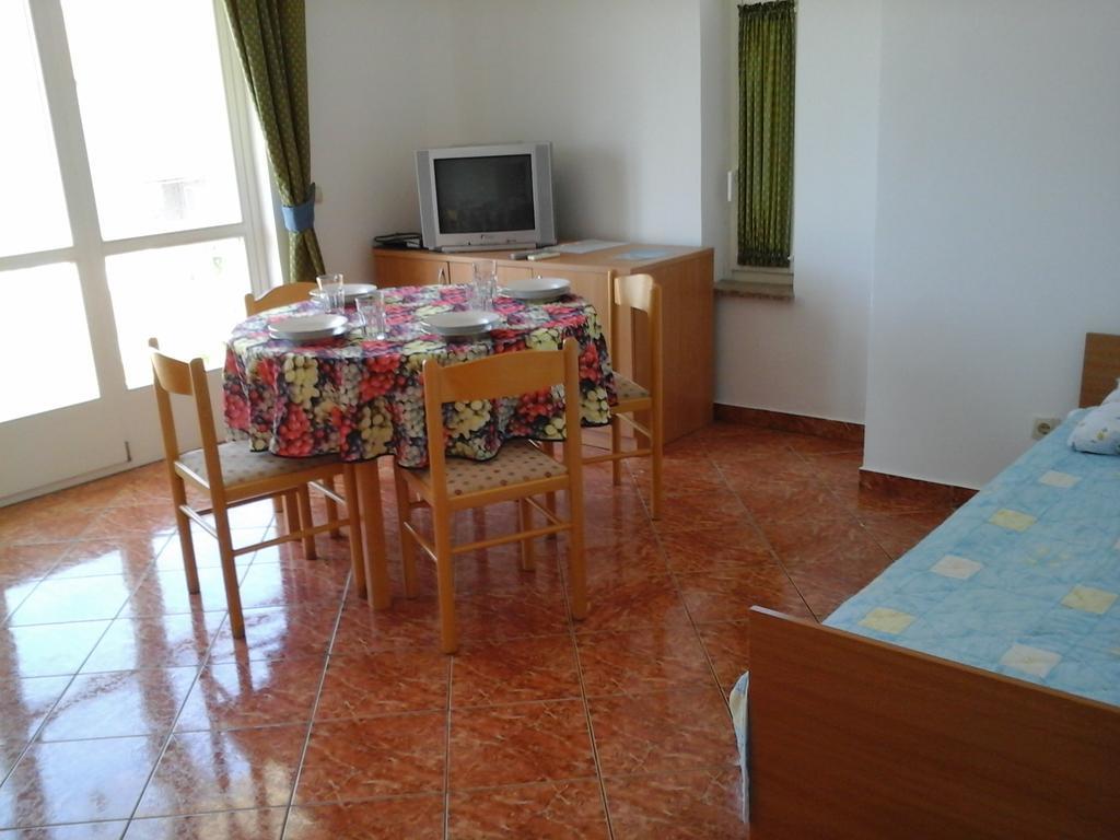 Cosmic Gate Apartments (Adults Only) Novalja Dış mekan fotoğraf
