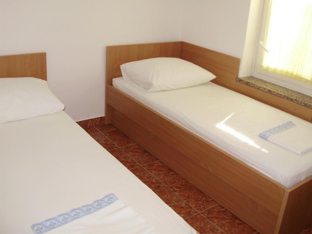 Cosmic Gate Apartments (Adults Only) Novalja Dış mekan fotoğraf